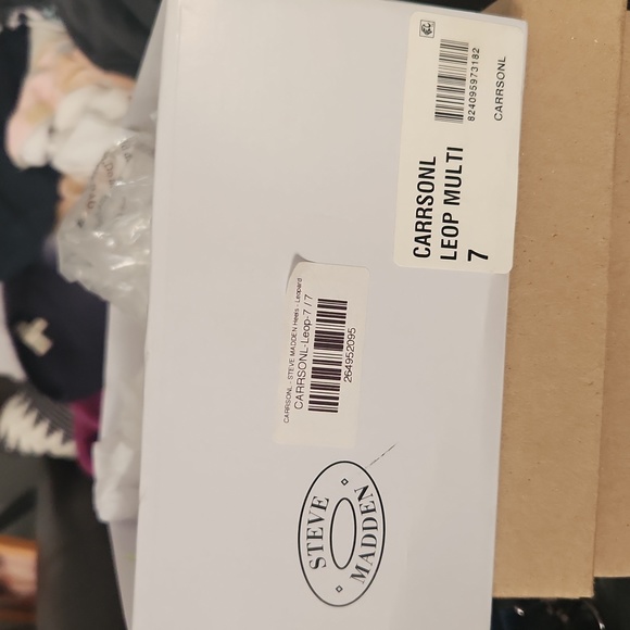 Brand new never worn Steve Madden Carsson Leopard Block Heels - Picture 4 of 4